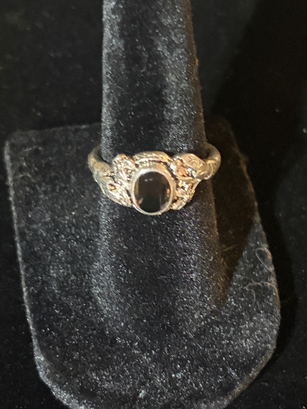 Vintage-Inspired Black Onyx Silver Tone Ring Size 6